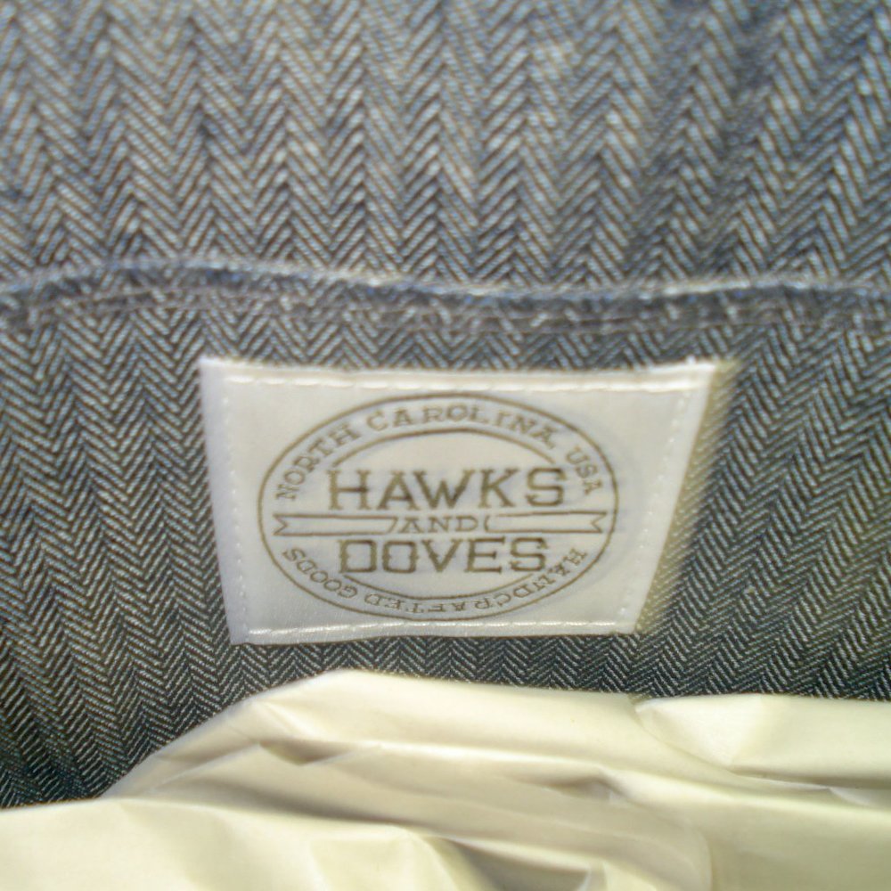 Auth. HAWKS & DOVES Genuine Full Grain Leather & Genuine Cowhide Fur Tote Bag - Picture 6 of 7